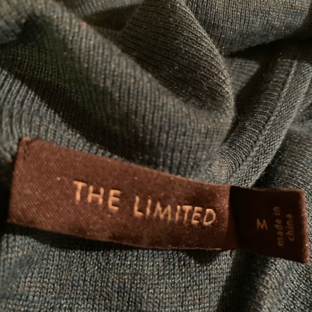Sweater - Picture 4 of 4